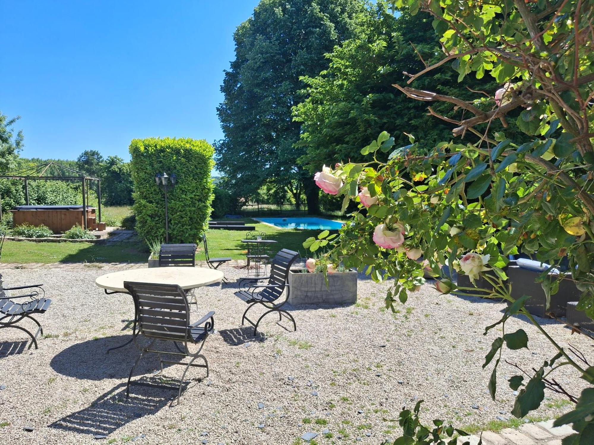Le Mouton Bed & Breakfast Blaison Eksteriør bilde